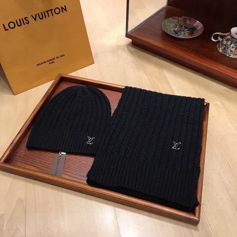 louis vuitton lv hat and echapres set s_127aa67